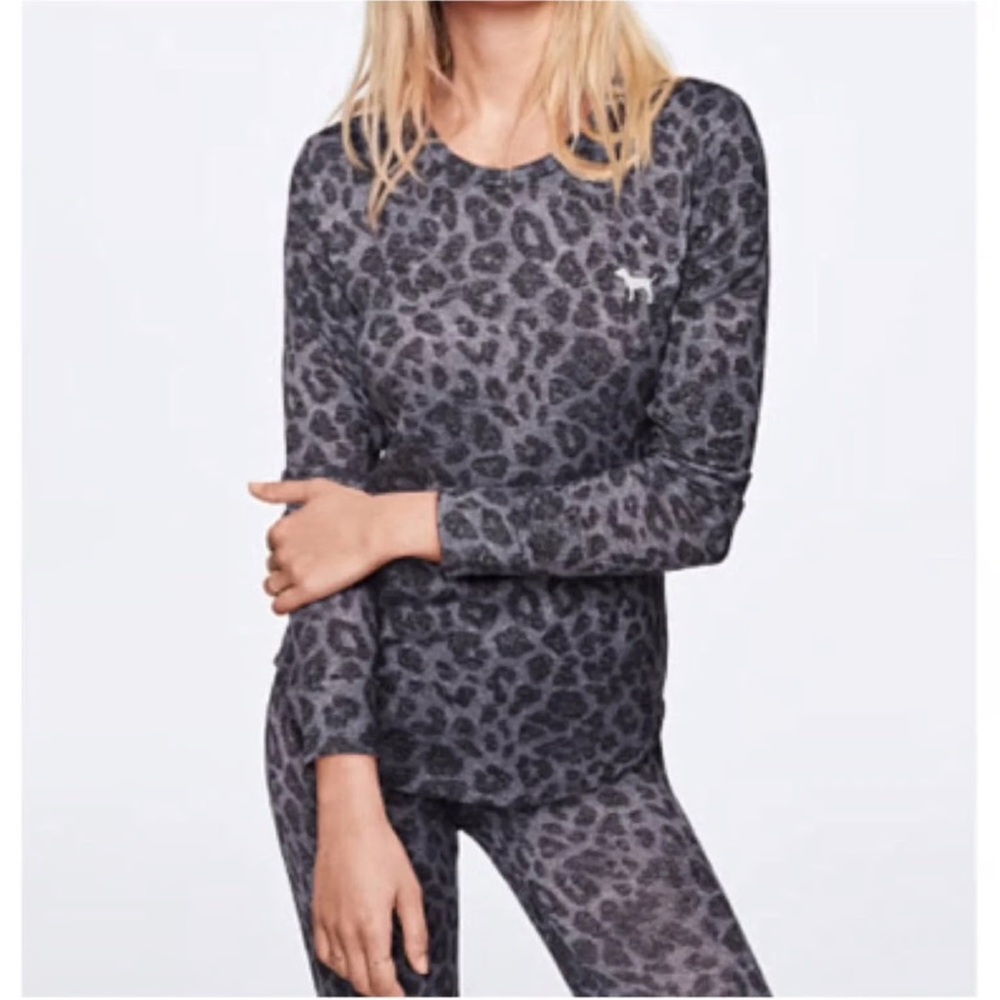 Victoria Secret Gray Leopard Print Long Sleeve Top XS